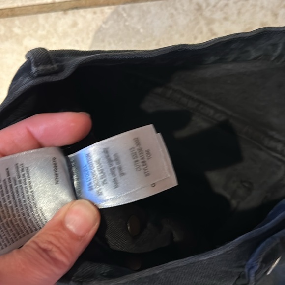 AGOLDE Toni Mid-Rise Slim Straight Jeans 26 Washed Black - Picture 5 of 9